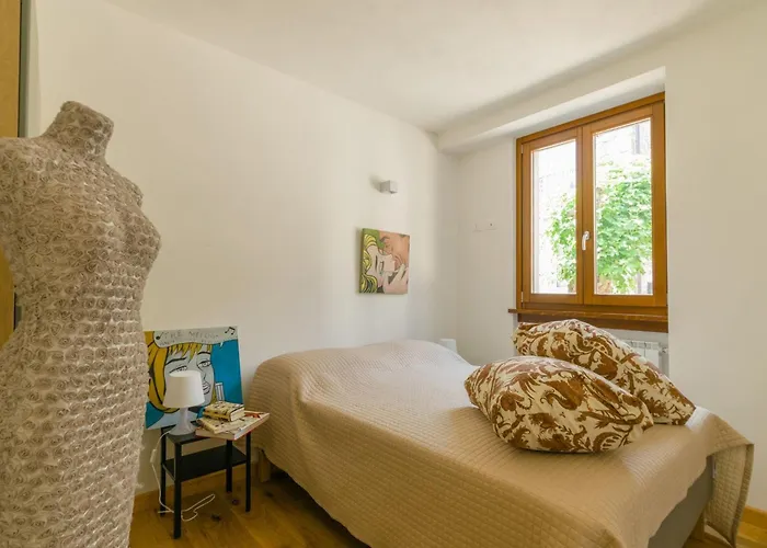 'abstieg Zum See' Mit Wasserblick By Interhome * Riva di Solto